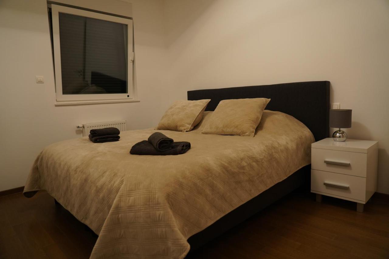 Jackey Apartment 바냐루카 외부 사진